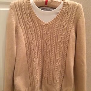 Izod Golf tan 100% cotton sweater with cable knit detailing
